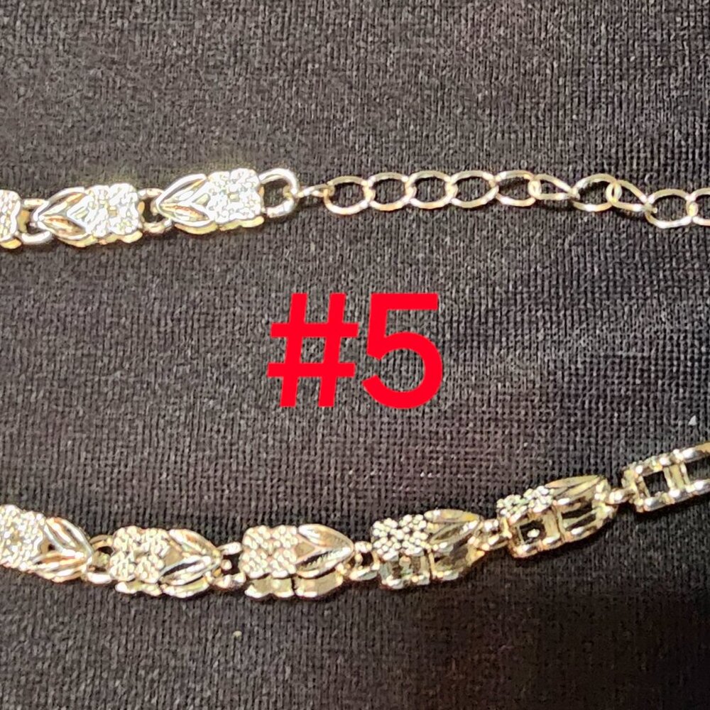 925 Sterling Silver Elegant Clover Pendant Bracelet.